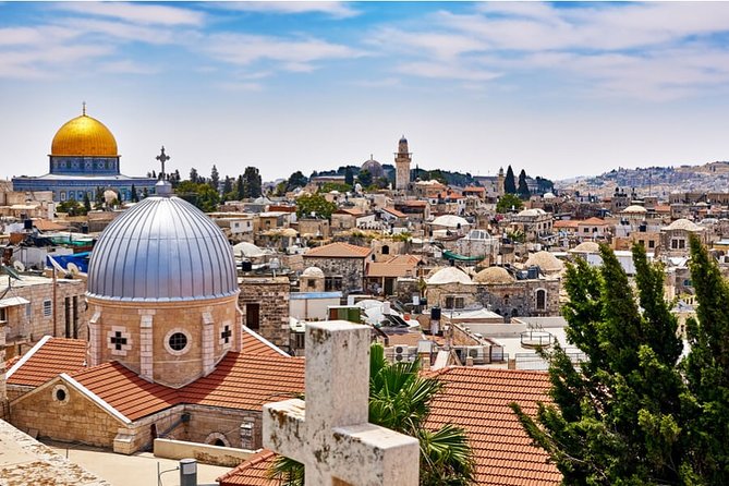 2-Day Best of Israel Tour from Tel Aviv: Jerusalem, Bethlehem and Masada Tour - Walking through the Old City