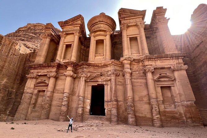 3 Days Petra and Wadi Rum Private Guided Tour - Leaving Jerusalem and Crossing Into Jordan