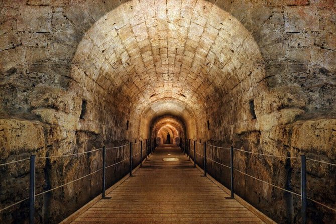 5-Day Best of Israel Tour from Tel Aviv: Jerusalem, Dead Sea, Nazareth, and Masada - A five-day route that covers nearly every major region
