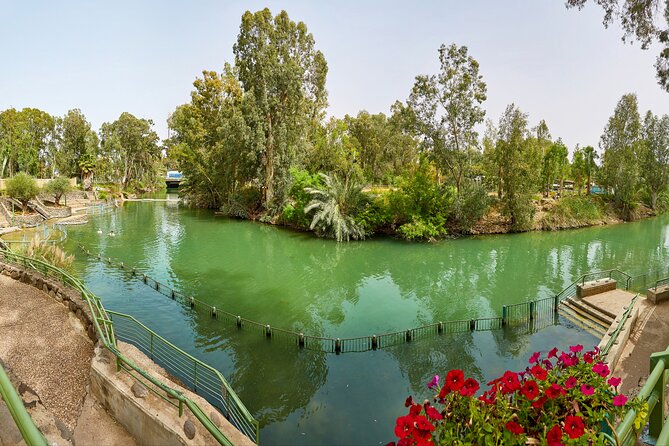 Bethlehem, Jericho & Jordan River Tour from Jerusalem - Guiding quality and the local guide arrangement