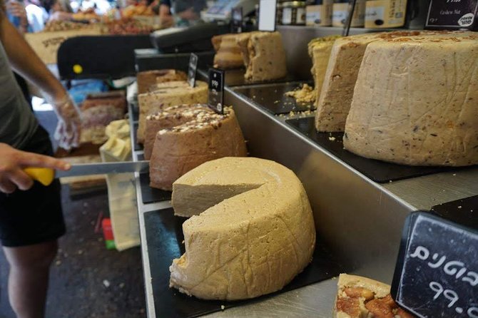 Carmel Market Tasting Tour - Vegan options and family considerations