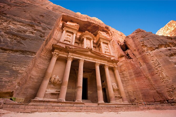 Day tour to Petra from Jerusalem - Crossing from Israel into Jordan