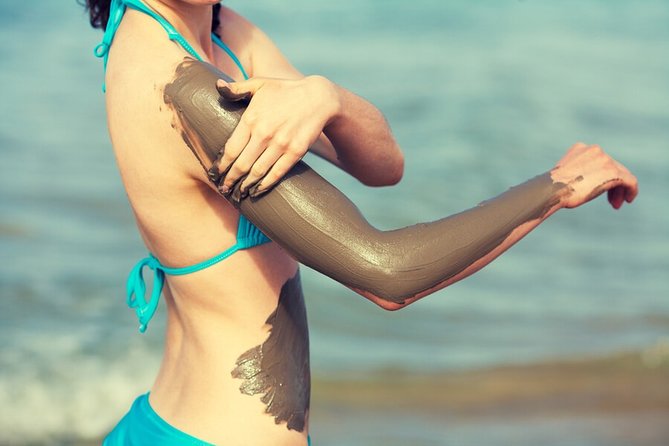 Dead Sea Relaxation Day from Tel Aviv - Reaching the prepared Dead Sea shore