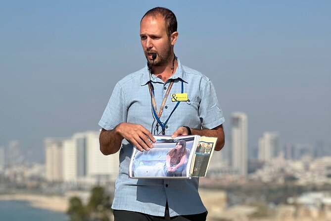 Discovering downtown Tel Aviv Street art and ancient Jaffa! - Daniel Rozalis and the private-tour advantage