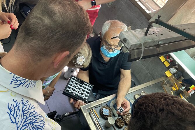 Exclusive Private Tour in The Israel Diamond Exchange - Entering the Israel Diamond Exchange