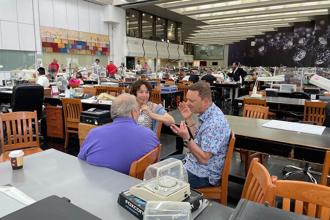 Exclusive Private Tour in The Israel Diamond Exchange - The sales question: what to expect after the lesson