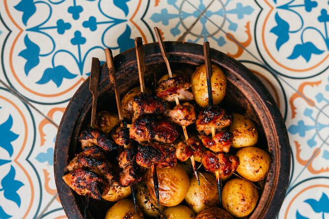 Experience Shabbat With Dinner In Jerusalem - Meeting Osnat and Rabbi Shaul