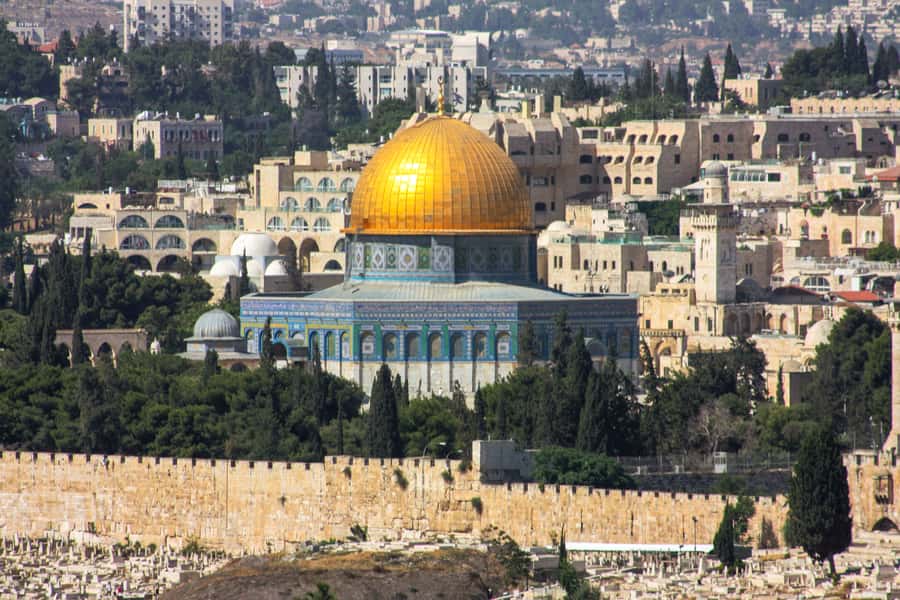 From Tel Aviv: Jerusalem Old City & Dead Sea Guided Day Tour - Why this Jerusalem and Dead Sea pairing works