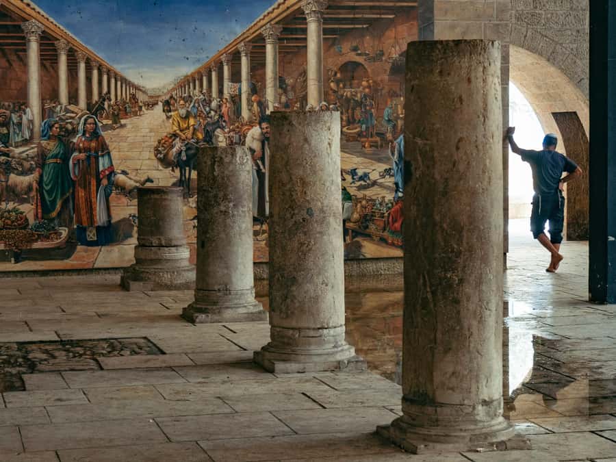 From Tel Aviv: Jerusalem Old City & Dead Sea Guided Day Tour - Down to the Dead Sea and the Qumran Caves