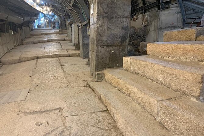 Full-Day Private and Guided Tour of the Jerusalem's Old City - Starting Below the Temple Mount at the City of David