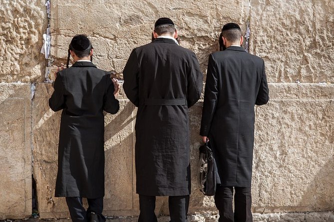 Groups and private tours to Israel and Joradn and other destinations. - What to confirm before you book