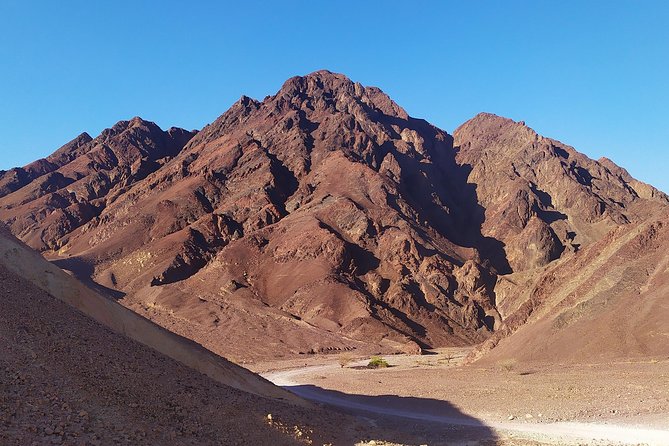 Jeep tour adventure Eilat mountains - A rough ride into the Eilat mountains