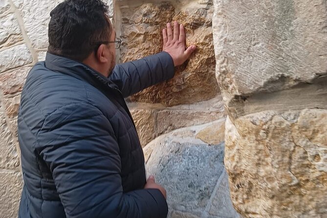 jerusalem classic tour - Walking the Via Dolorosa for about an hour