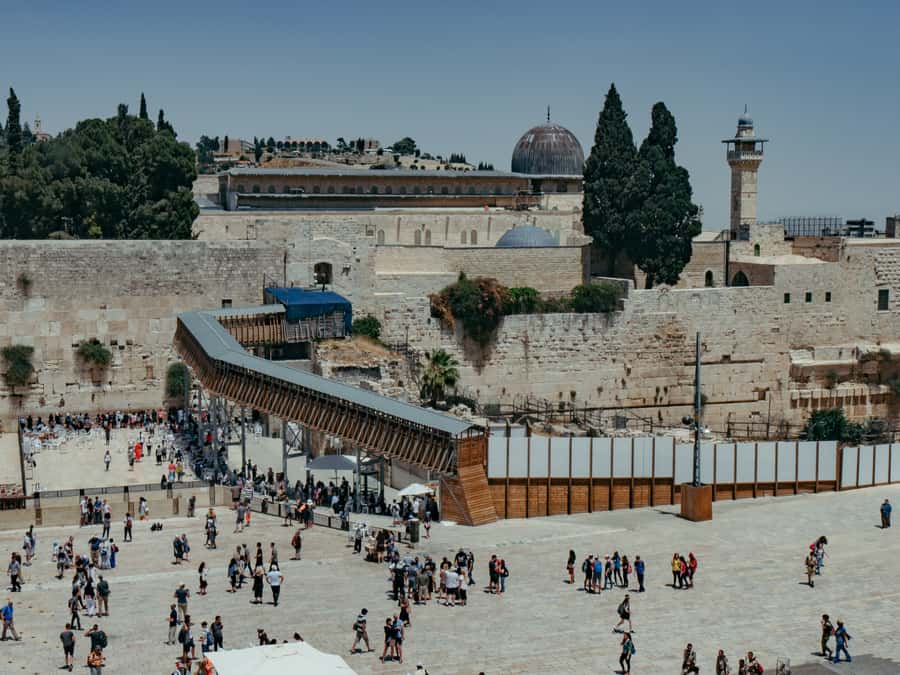 Jerusalem: Half-Day Tour from Tel Aviv - The bazaar and Christian Quarter
