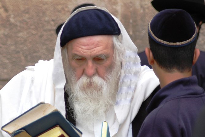 Jerusalem Heritage Private Tour - The Jewish Quarter blends destruction and rebuilding