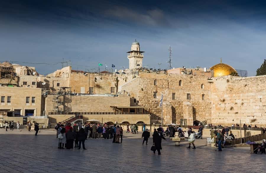 Jerusalem of 3 Religions in Russian - The Jewish, Christian, and Armenian quarters