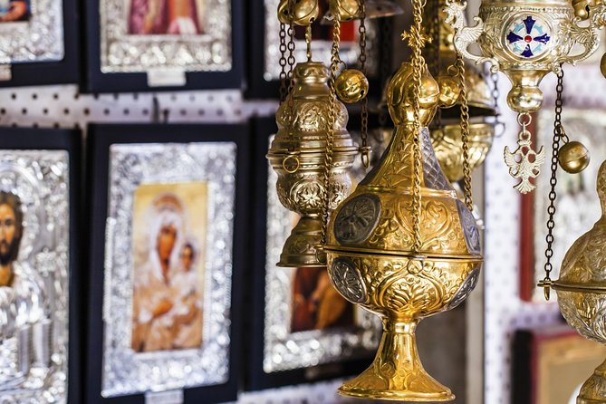 Jerusalem Walking Tour: In the Footsteps of Jesus - Dominus Flevit gives the route a human scale