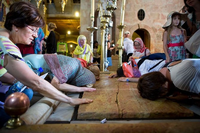 Old and New Jerusalem Full-Day Tour - Inside the Church of the Holy Sepulchre