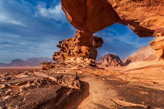 Petra and Wadi Rum 2 day tour from Jerusalem - Guides, group size, and service