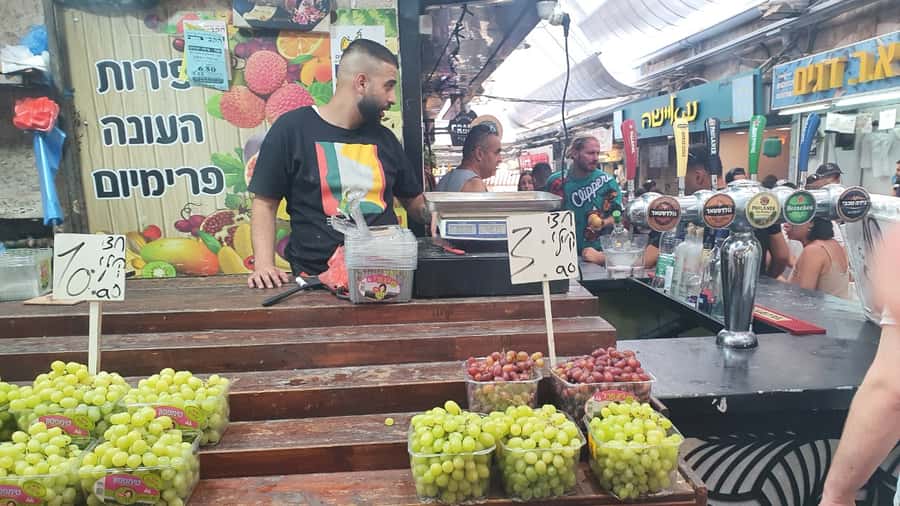 Private Tour to the Culinary World of Jerusalem Market - Six to eight tastings across the Jewish world