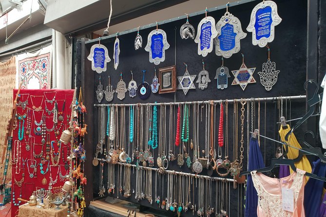 Privet walking tour in Tel Aviv-Yafo - Neve Tzedek: early Tel Aviv architecture and cafe time