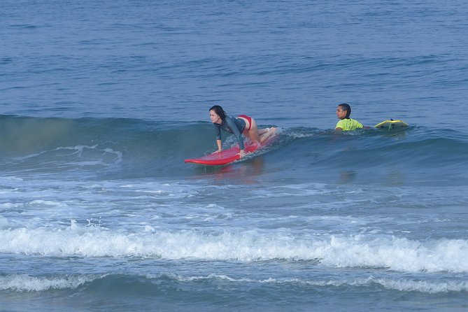Professional Surfing lessons in the heart of Tel Aviv - Learning the beach basics before entering the water