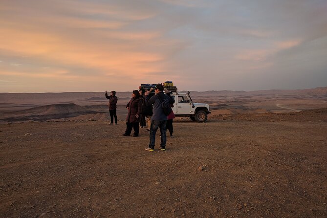Sunset time Ramon Crater Jeep tour, bonfire and stargazing - Sunset from Mount Gewanim