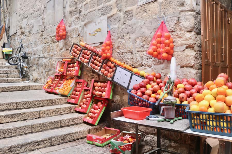 Tel Aviv: Best of Jerusalem Day Tour - What the guide adds