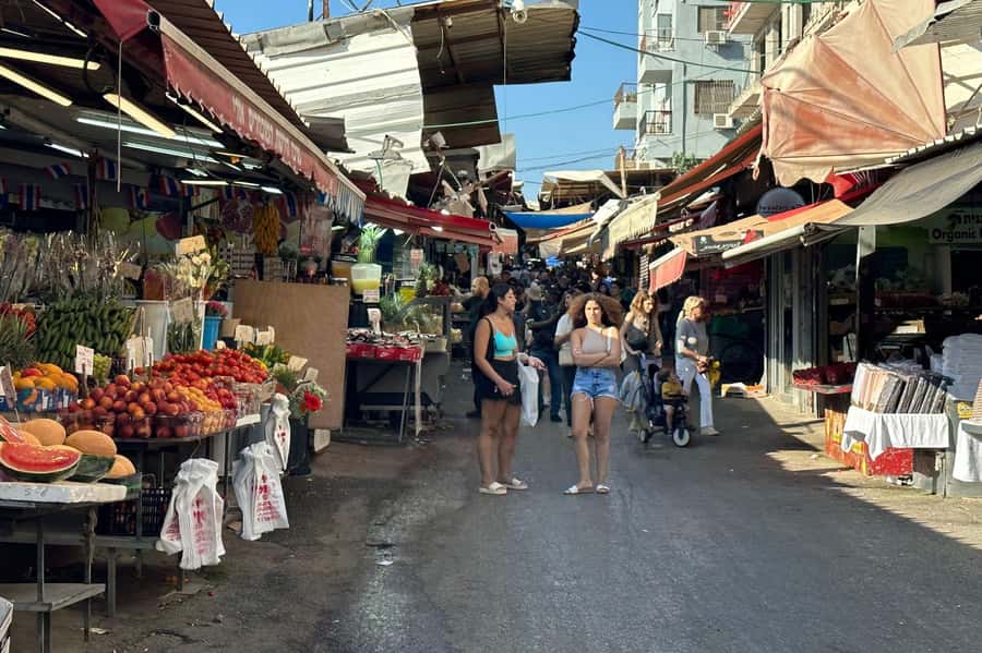 Tel Aviv: Carmel Market & Neighborhood Guided Walking Tour - Practical Tips for a Better Market Visit