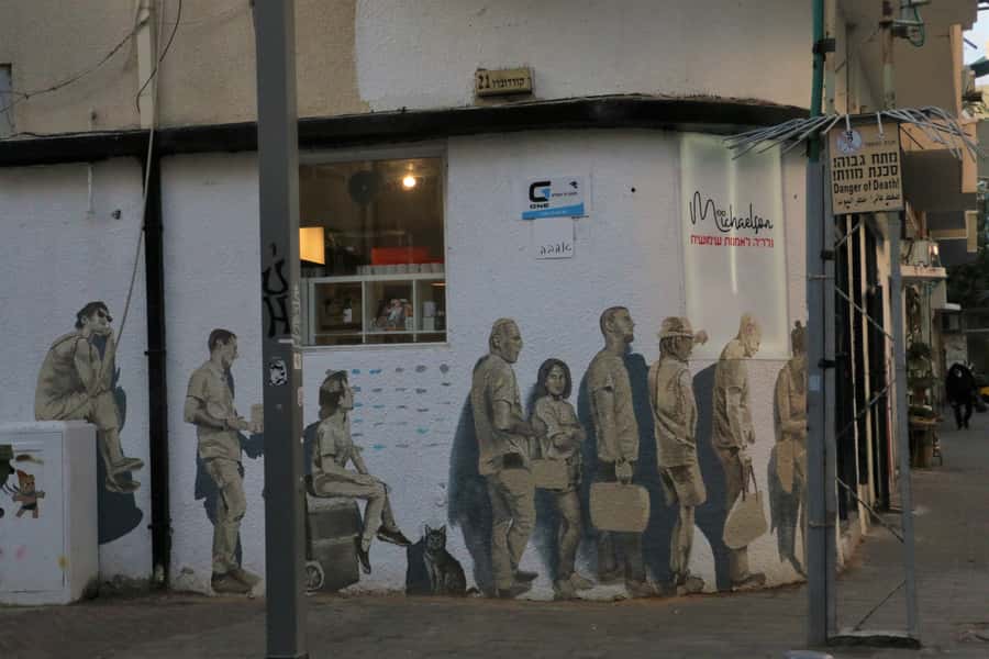 Tel Aviv: Florentin Saturday Walking Tour - Who should book this experience