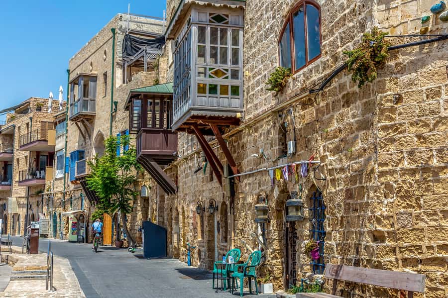 Tel Aviv: Jaffa & Carmel Market Walking Tour - The guide makes the difference