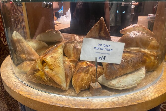 Tel Aviv; Jaffa Old City, Port & Shuk Hapishpishim Walking Tour - Shuk Hapishpishim, Jaffa’s Flea Market