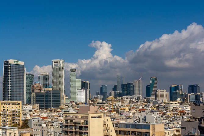 Tel Aviv Like a Local: Customized Guided Tour by Lokafy - What the local conversation adds