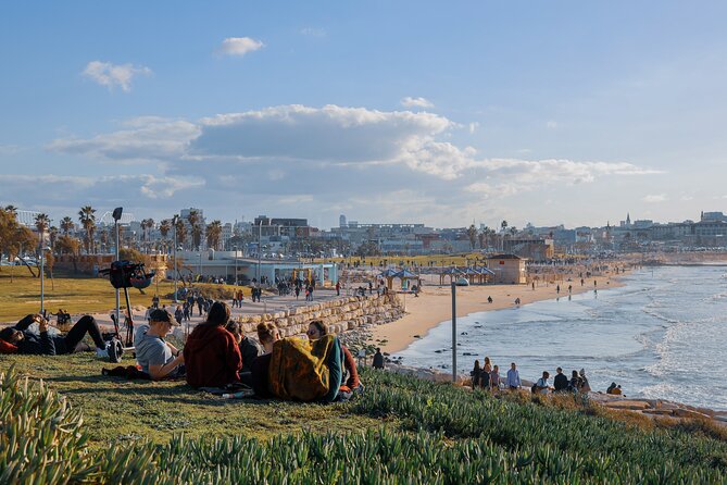 Tel Aviv Like a Local: Customized Guided Tour by Lokafy - Rothschild Boulevard for a central first look