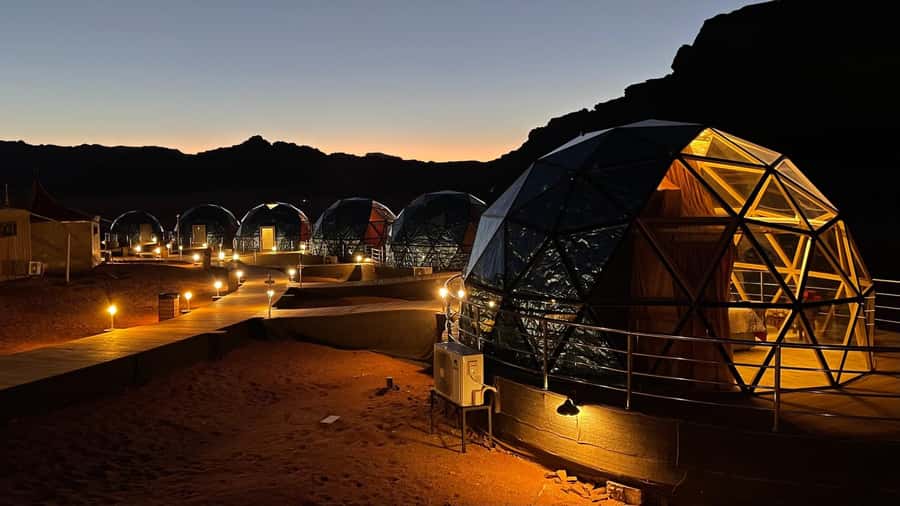 Tel Aviv: Petra & Wadi Rum 2-Day Glamping Trip with Flights - From Tel Aviv to Aqaba by air