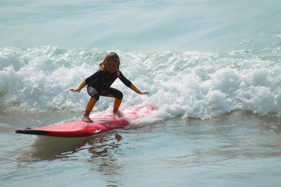 Tel Aviv: Professional Surfing Lessons at Beach Club TLV - Is $50 a fair price for one hour?