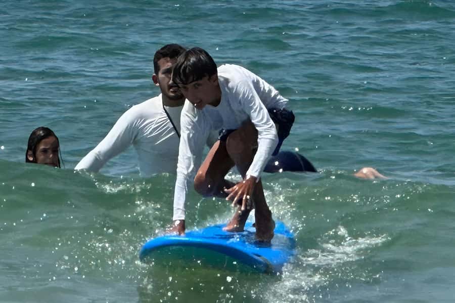 Tel Aviv: Professional Surfing Lessons at Beach Club TLV - Who will enjoy this Tel Aviv surf lesson?
