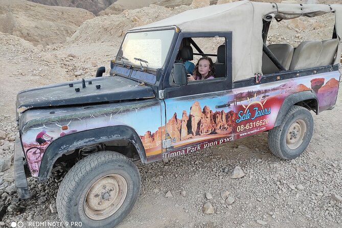 Timna park Jeep tour adventure - Mushroom-shaped rocks and natural sculpture